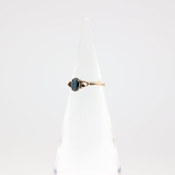 10K Yellow Gold Blue Topaz 2 Heart Band Ring Size 6.25