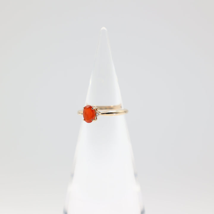 14k Yellow Gold Ring With Orange Oval Stone Size 7