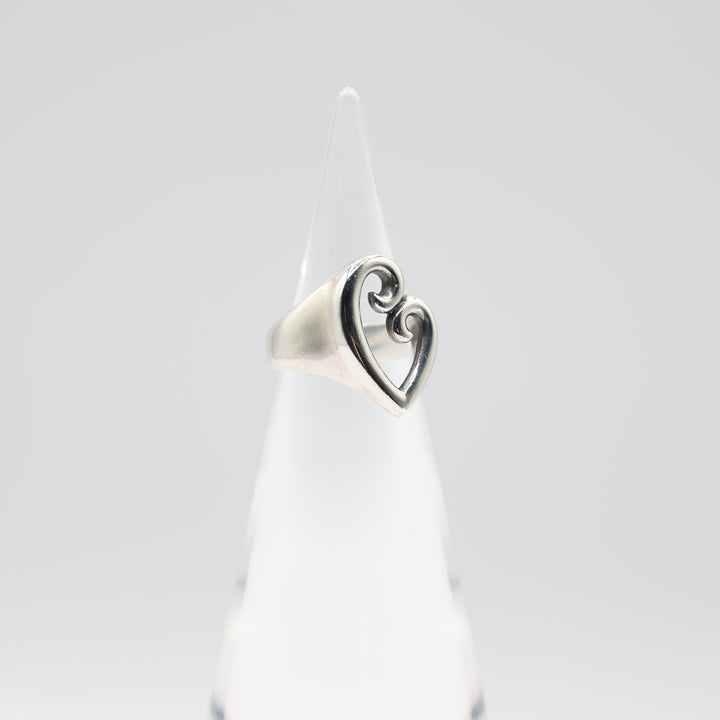 James Avery 925 Sterling Silver Mother's Love Heart Ring Size 6