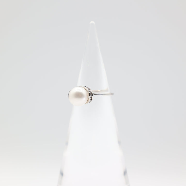 925 Silver Faux Pearl Halo With White CZ Ring Size 9