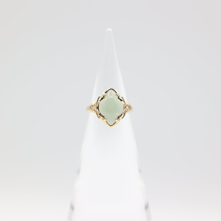 14k Hong Kong Yellow Jadeite Diamond Shape Ring Size 6.75