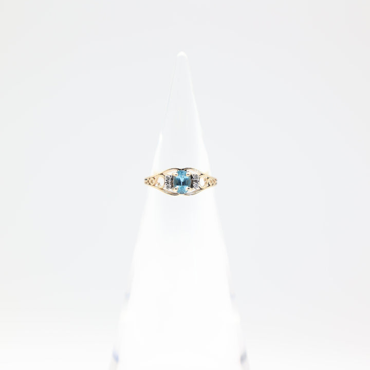14k Yellow Gold Blue Aquamarine and Diamond Filigree Ring Size 5.75