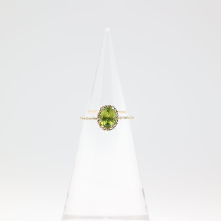 14k Yellow Gold Diamond Halo Peridot Ring Size 11
