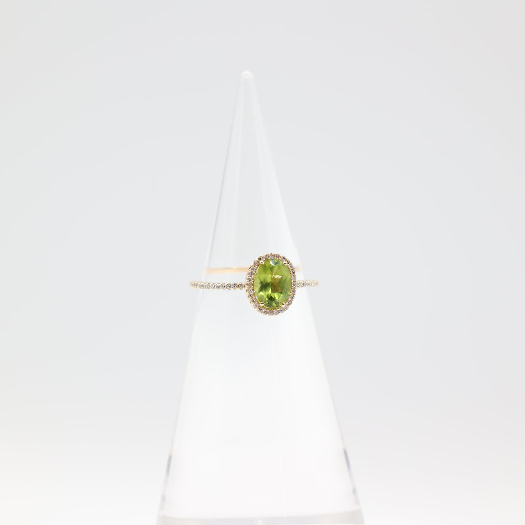14k Yellow Gold Diamond Halo Peridot Ring Size 11