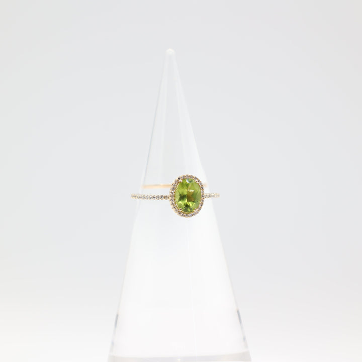 14k Yellow Gold Diamond Halo Peridot Ring Size 11