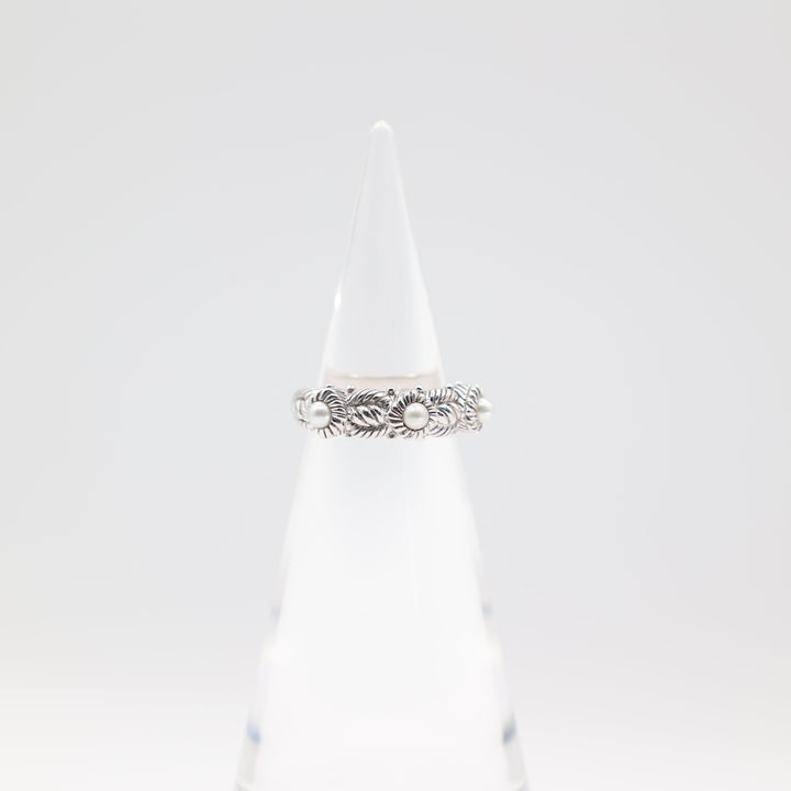 Judith Ripka 925 Sterling Silver Three Pearl Ring Size 7.75
