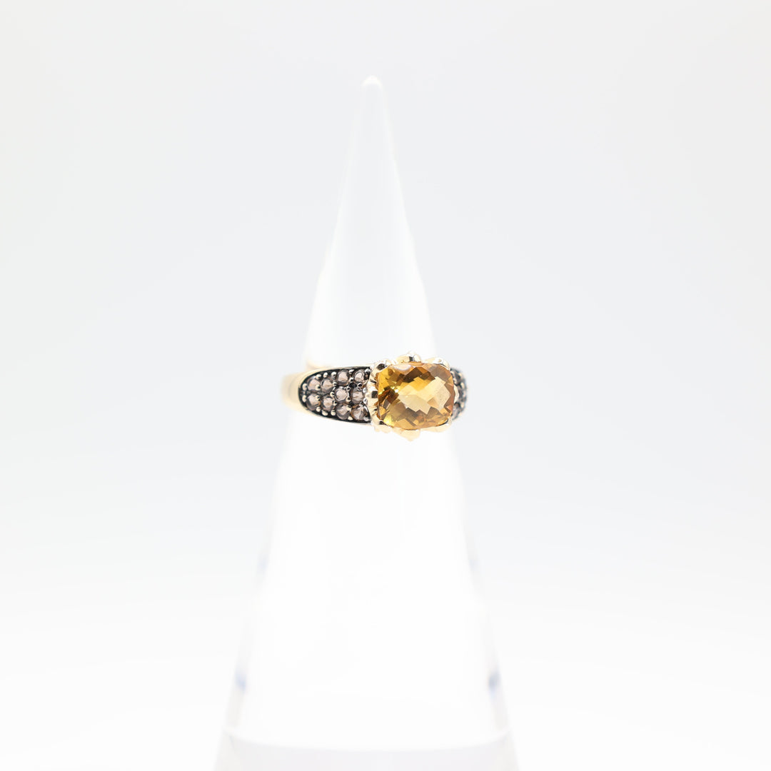 14k Yellow Gold Ring with Large Citrine Stone Size 10