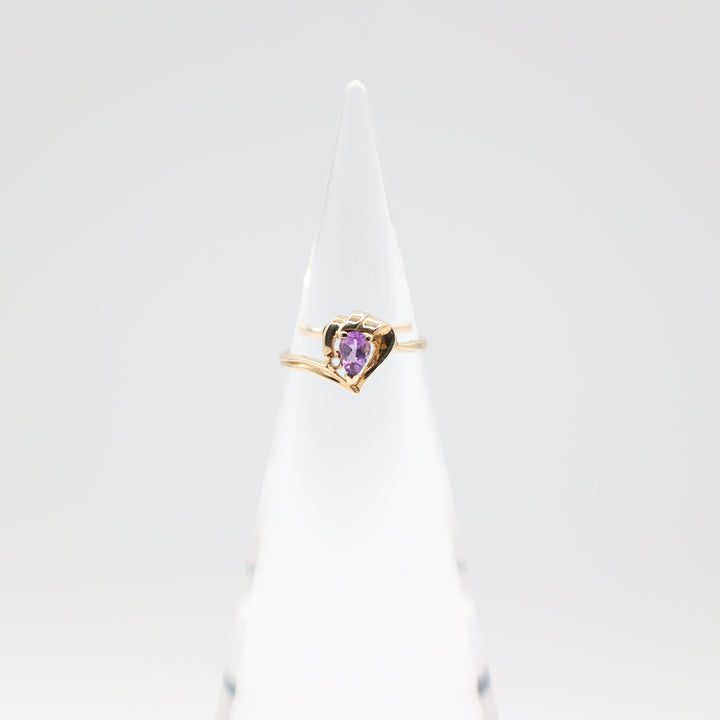 14k Yellow Gold Ring with 4mm x 6mm Pear Amethyst Stone