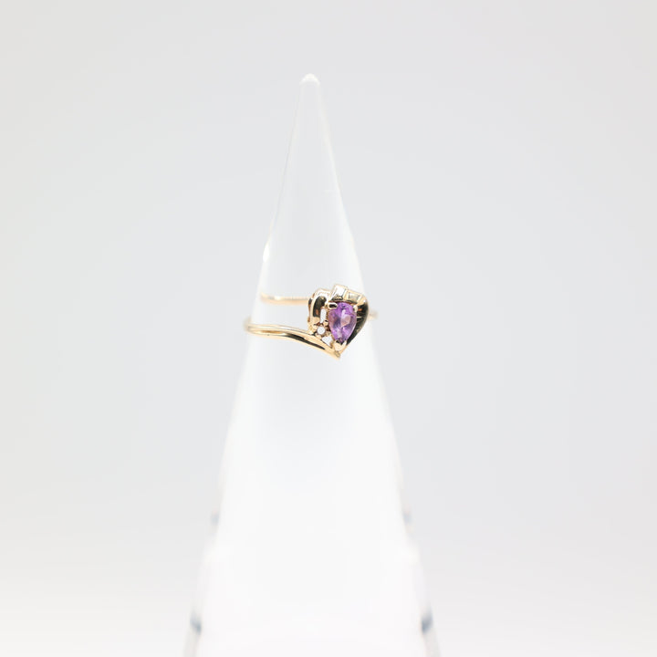 14k Yellow Gold Ring with 4mm x 6mm Pear Amethyst Stone