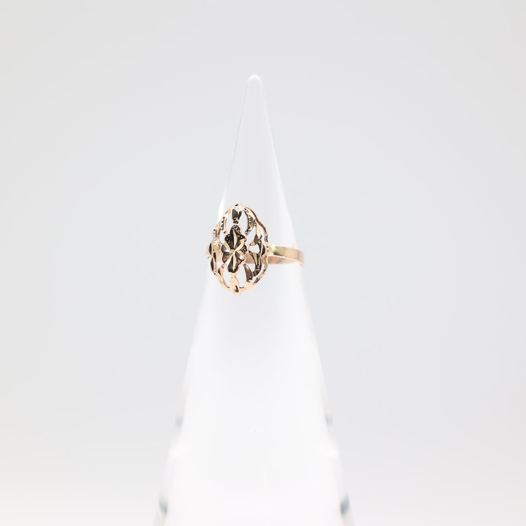 18k Yellow Gold Oval Filigree Ring- Size