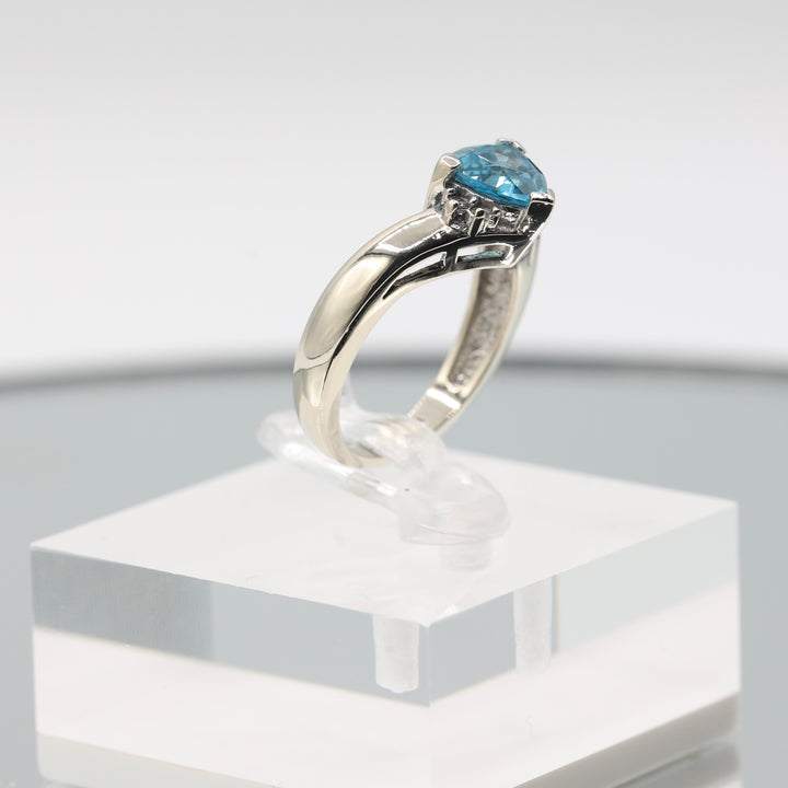 14k White Gold Blue Topaz and Diamond Ring - Size 6.5