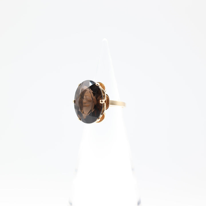 14k Yellow Gold Band Ring with 20mm x 15mm Oval Smokey Quartz Stone Size 6