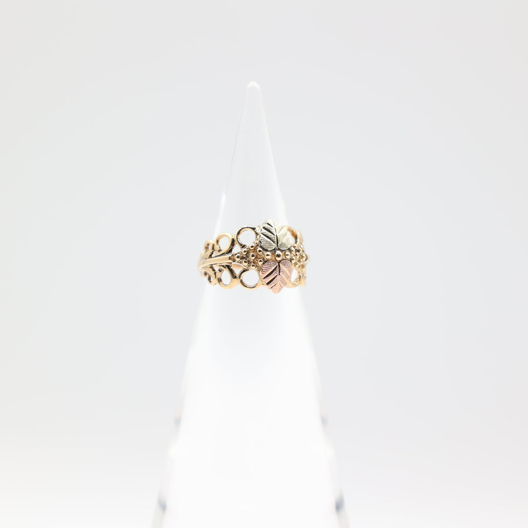 10k Yellow Gold 2 Hearts Artistic Band Ring Size 7 for Women