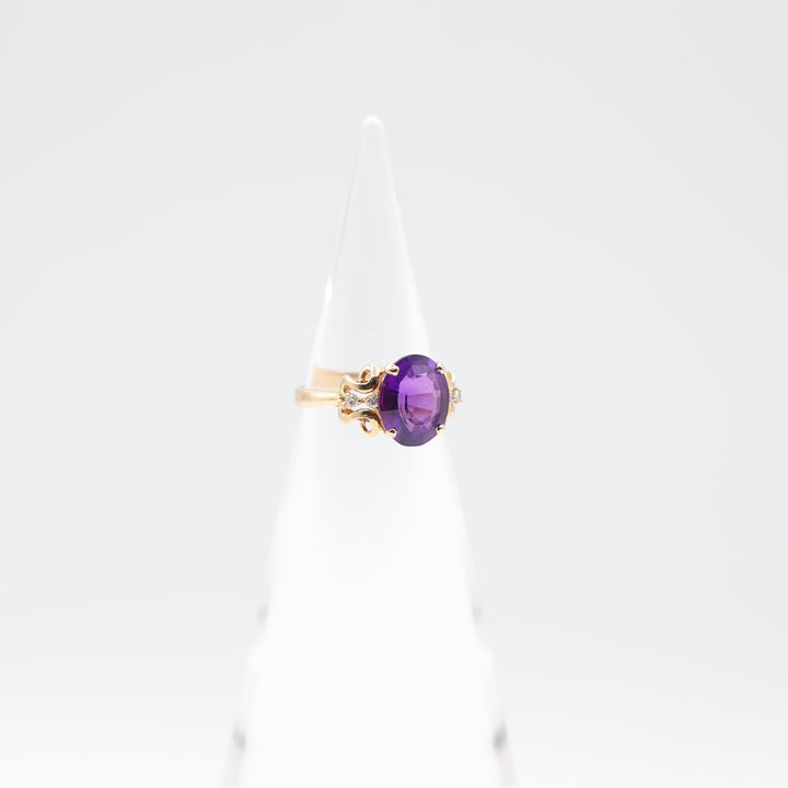 14k Yellow Gold Swirl Band with 11mm x 9mm Oval Purple Spinel Stone and Four Diamond Accents Ring Size 7