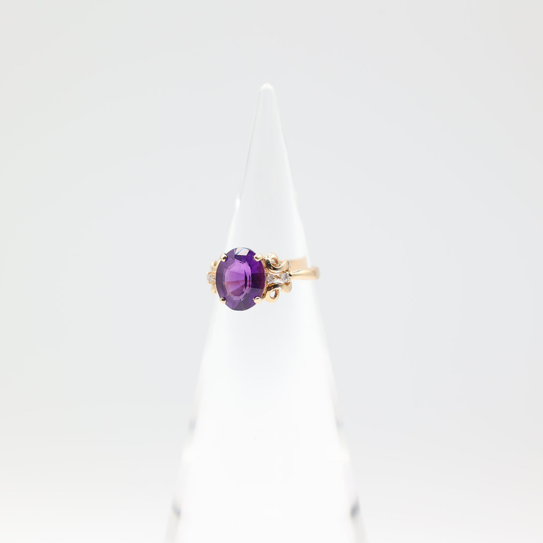 14k Yellow Gold Swirl Band with 11mm x 9mm Oval Purple Spinel Stone and Four Diamond Accents Ring Size 7
