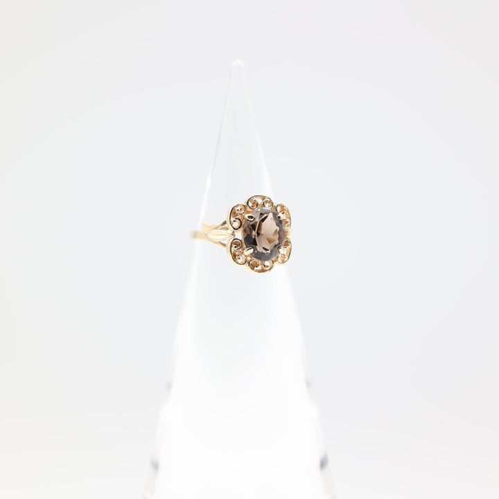 10k Yellow Gold Round Filigree Smokey Quartz Ring Size 6.5