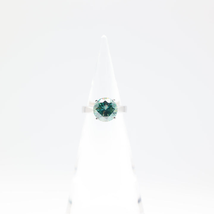 925 Sterling Silver Band with 11mm Round Blue Green Diamond Ring Size 6.75
