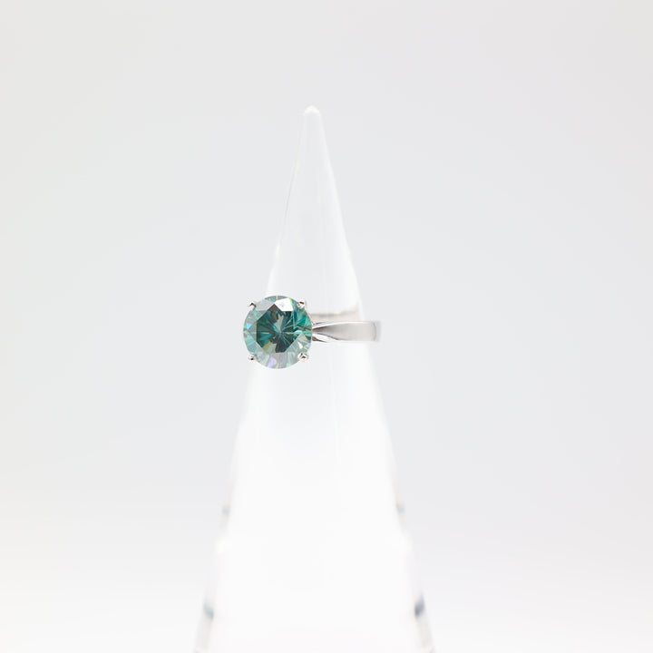 925 Sterling Silver Band with 11mm Round Blue Green Diamond Ring Size 6.75