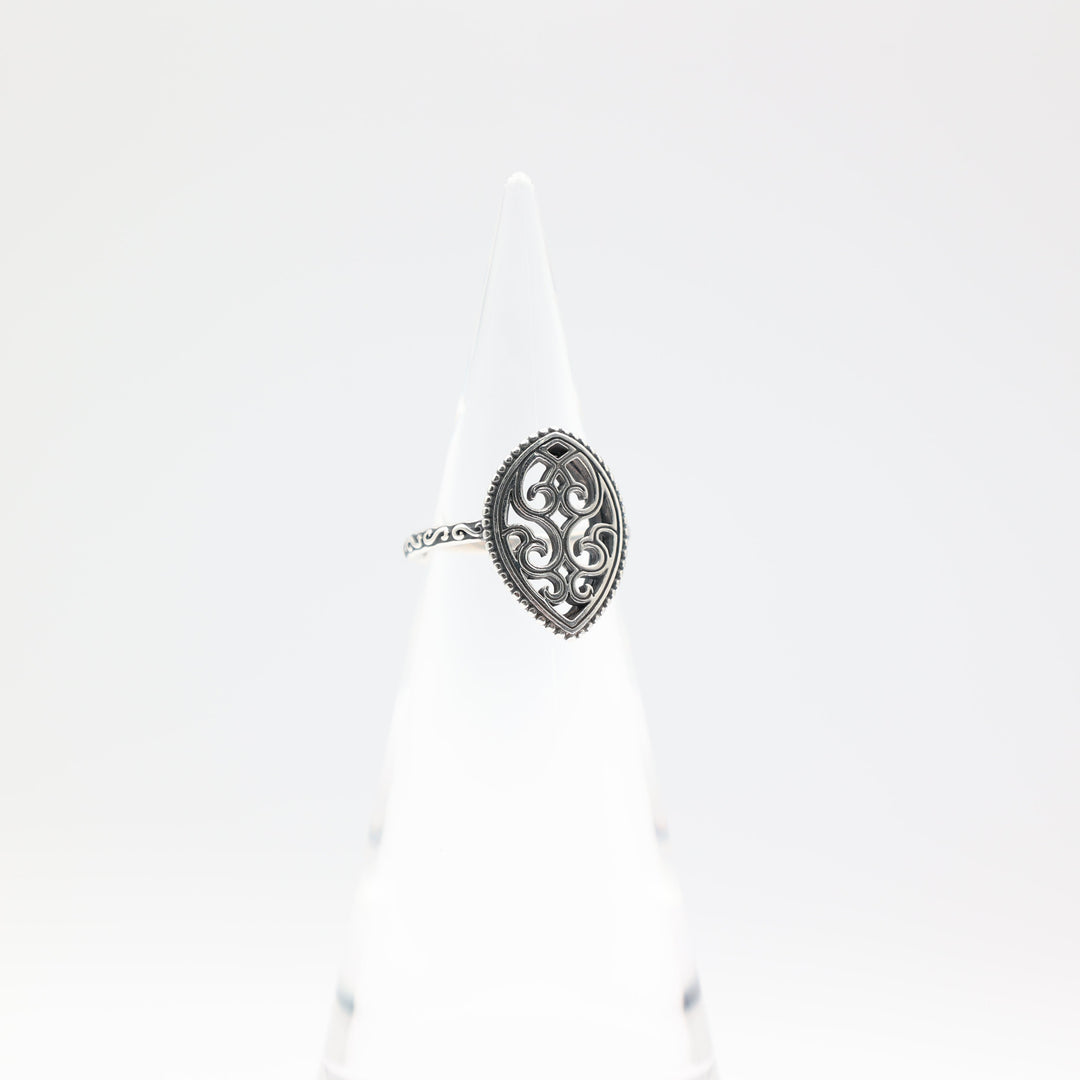James Avery 925 Sterling Silver Beaded Marquise Ring Size 7