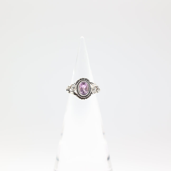 925 Sterling Silver Spiral Band Ring with 8x6mm Oval Amethyst Stone Size 7