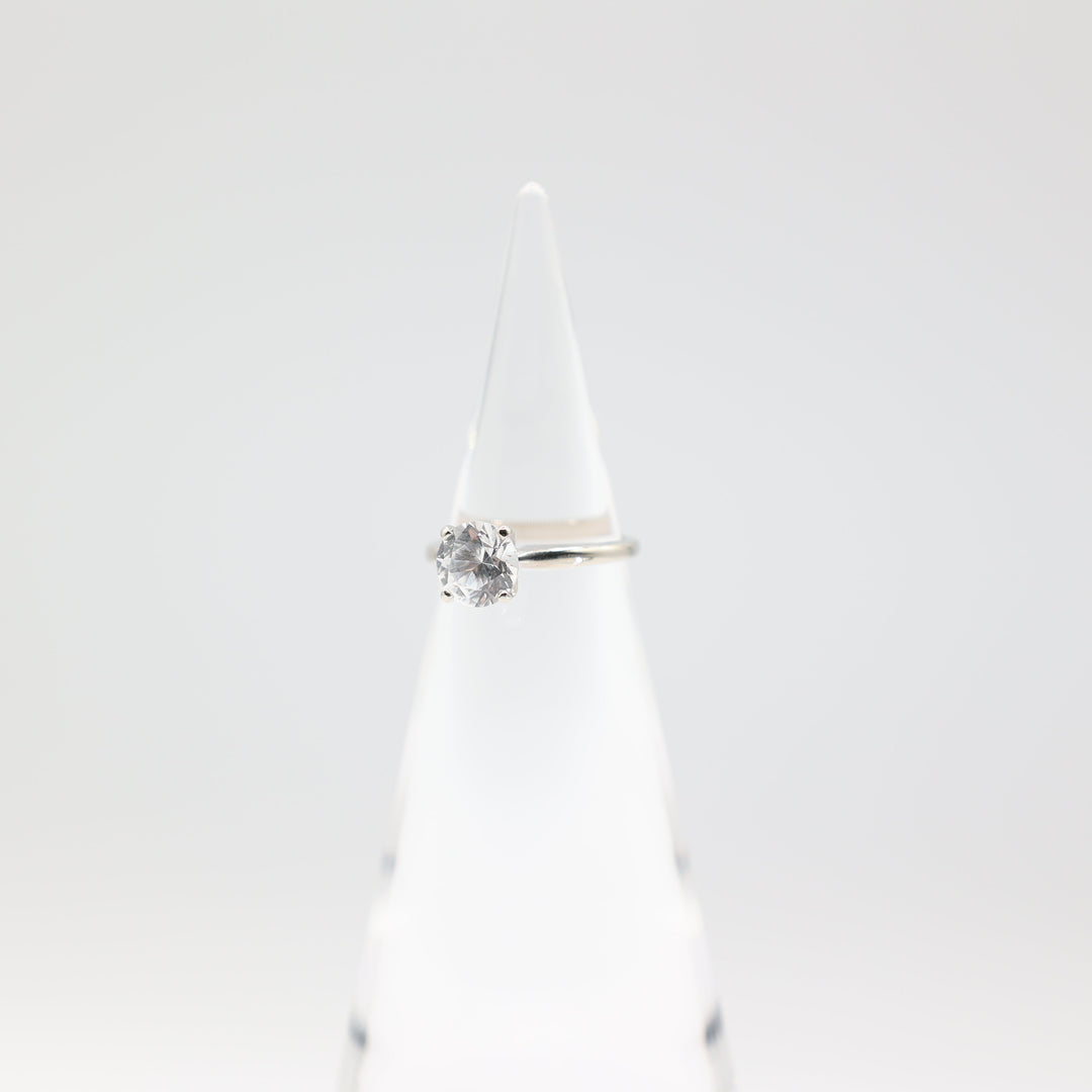 14k White Gold 7mm White Quartz Ring Size 6 Elegant Jewelry