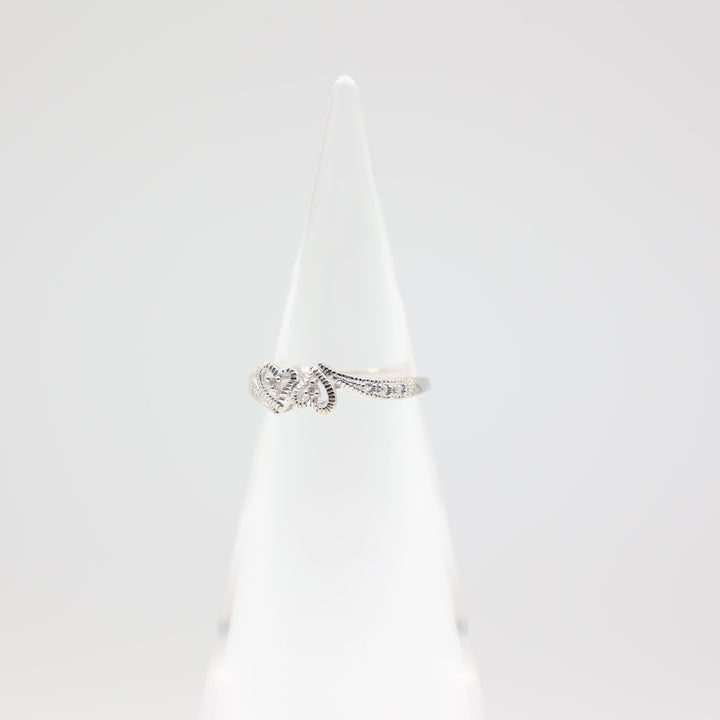 10k White Gold 2 Small Twisted Hearts with 2 White Diamonds Ring Size 6.75