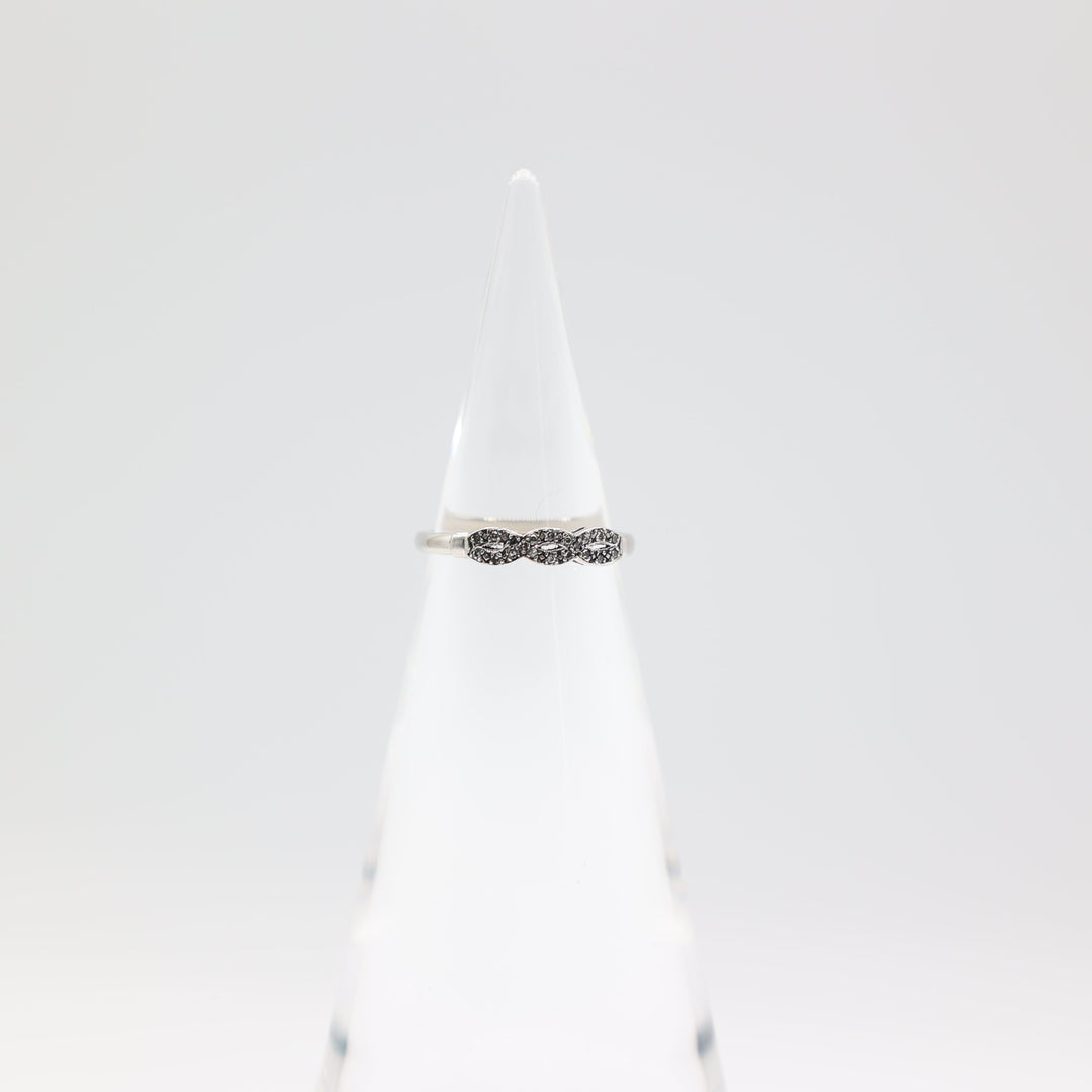 14k White Gold Twisted Band Ring with White Sapphire Stones Size 6
