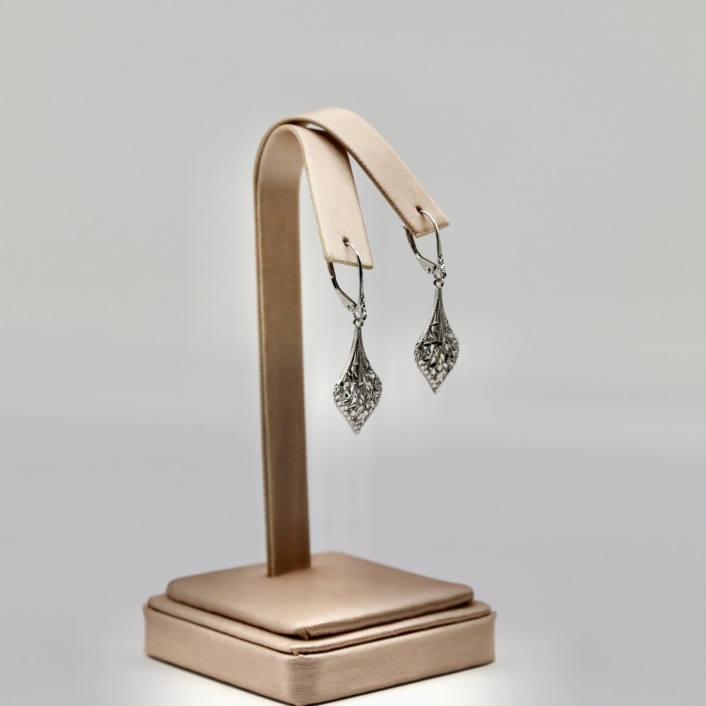 14k White Gold Filigree Drop Earrings