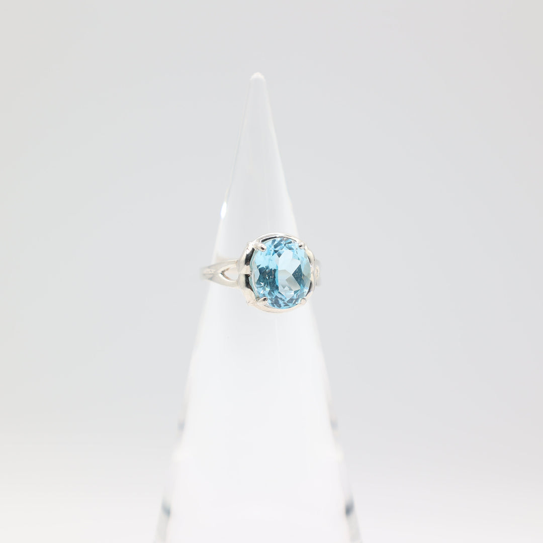 925 Sterling Silver 12x10mm Oval Blue Topaz Stone Ring Size 7.75