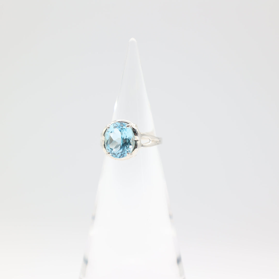 925 Sterling Silver 12x10mm Oval Blue Topaz Stone Ring Size 7.75