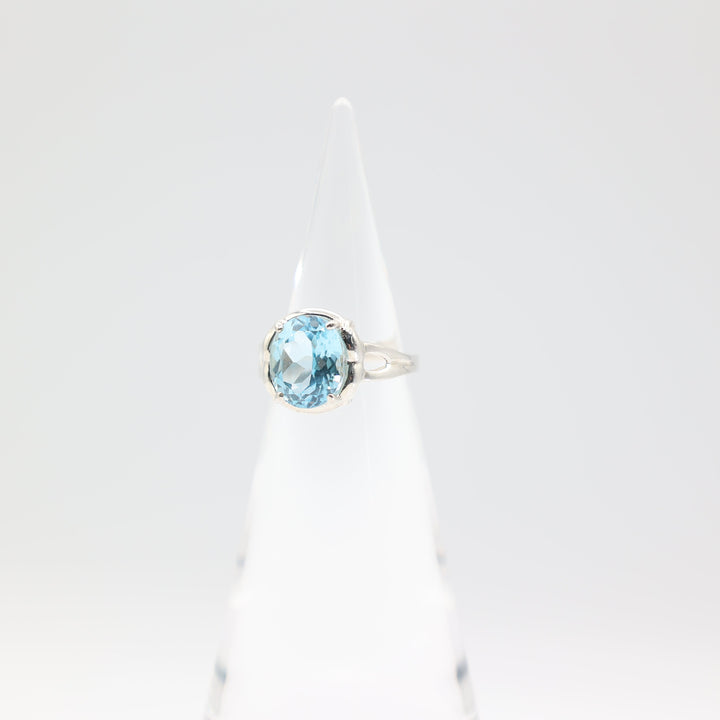 925 Sterling Silver 12x10mm Oval Blue Topaz Stone Ring Size 7.75
