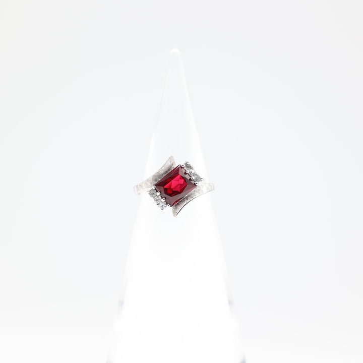10k White Gold Ruby Stone Ring with Sapphire Accents Size 6.75 8x6.5mm