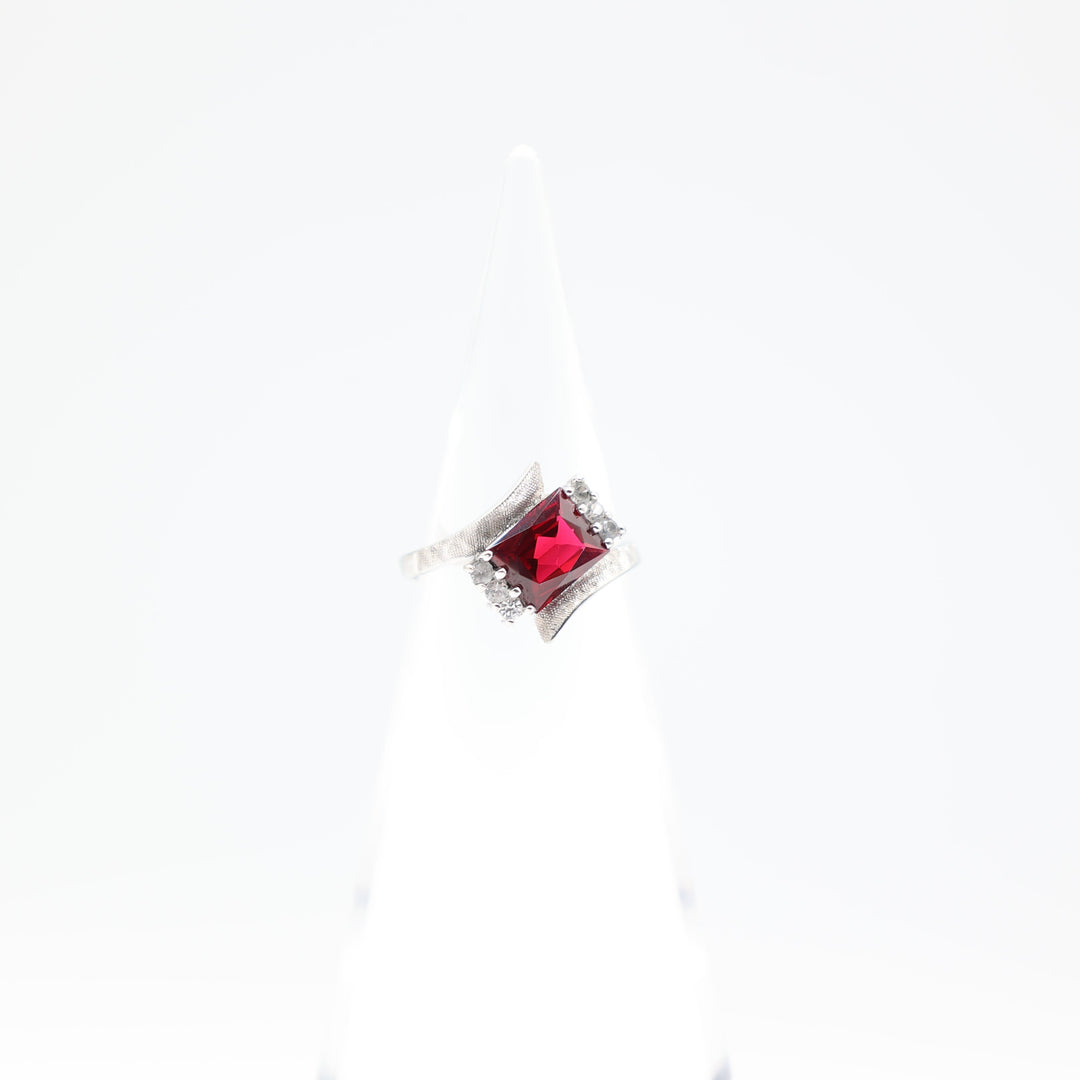 10k White Gold Ruby Stone Ring with Sapphire Accents Size 6.75 8x6.5mm