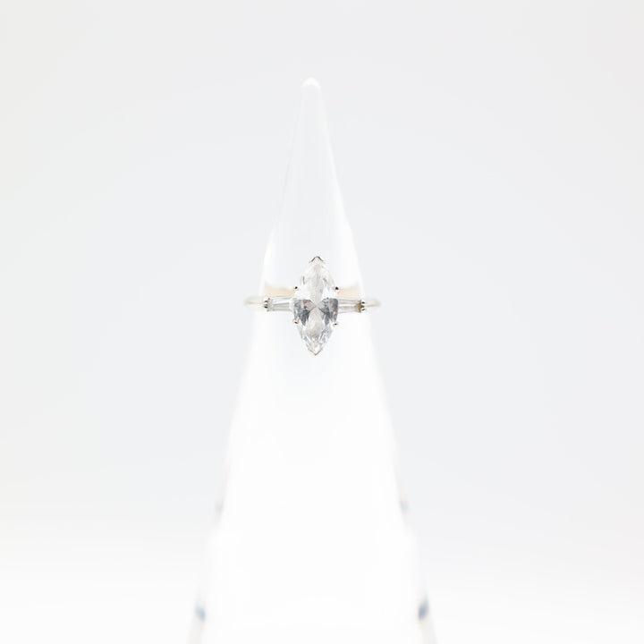 14k White Gold Band Marquise White Spinel Stone Ring Size 5.5