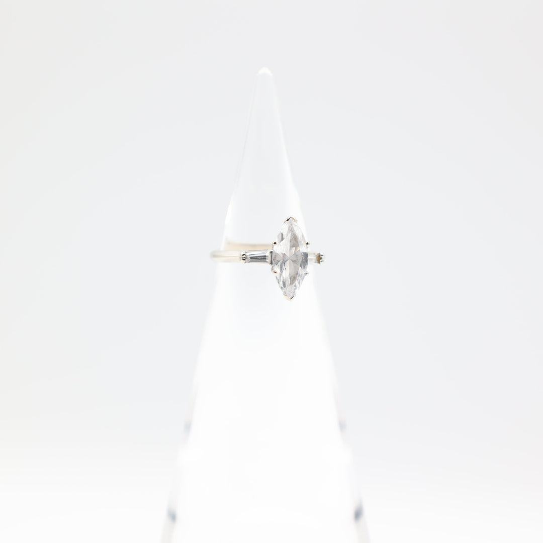 14k White Gold Band Marquise White Spinel Stone Ring Size 5.5