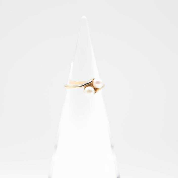 14k Yellow Gold Pearl Stone Ring Size 6