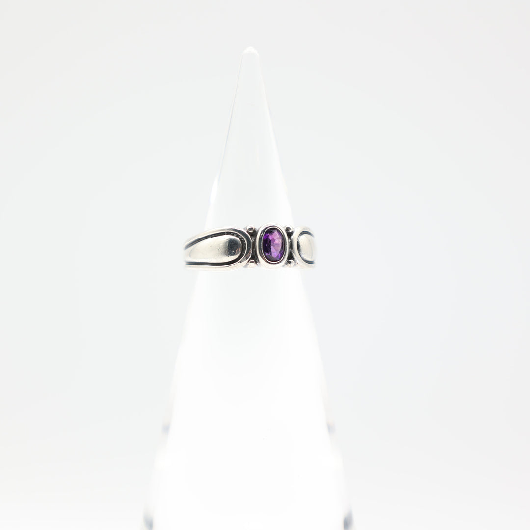 James Avery 925 Sterling Silver Scroll Oval Amethyst Stone Ring Size 7