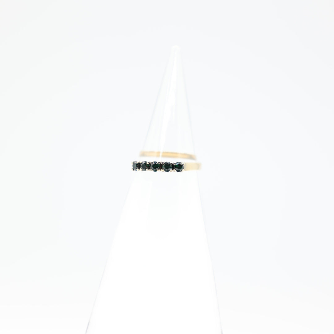 14k Yellow Gold Band Ring with 5 Green Spinel 3mm Stones Size 6.5
