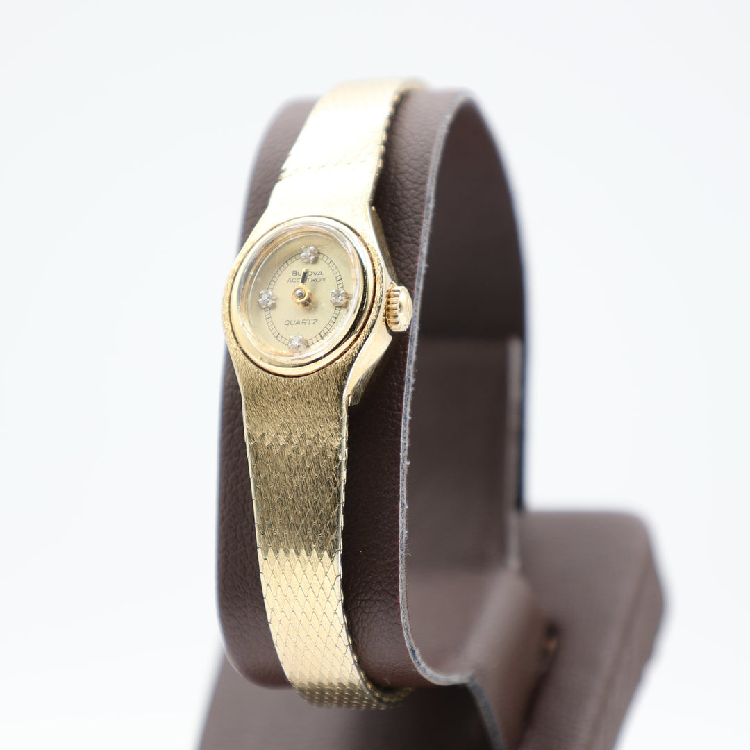 Bulova Accutron Quartz Gold Tone Vintage With Four Diamonds Watch