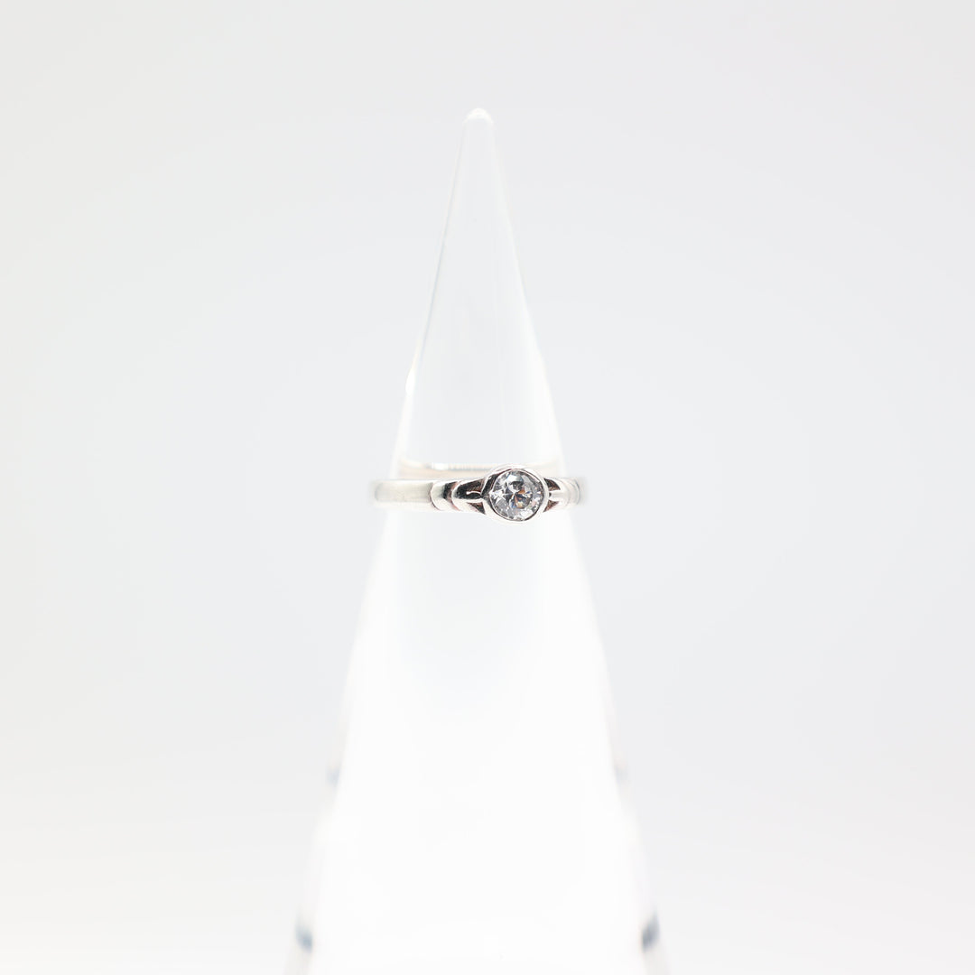 925 Silver Round Cut Glass White Stone Ring Size 7