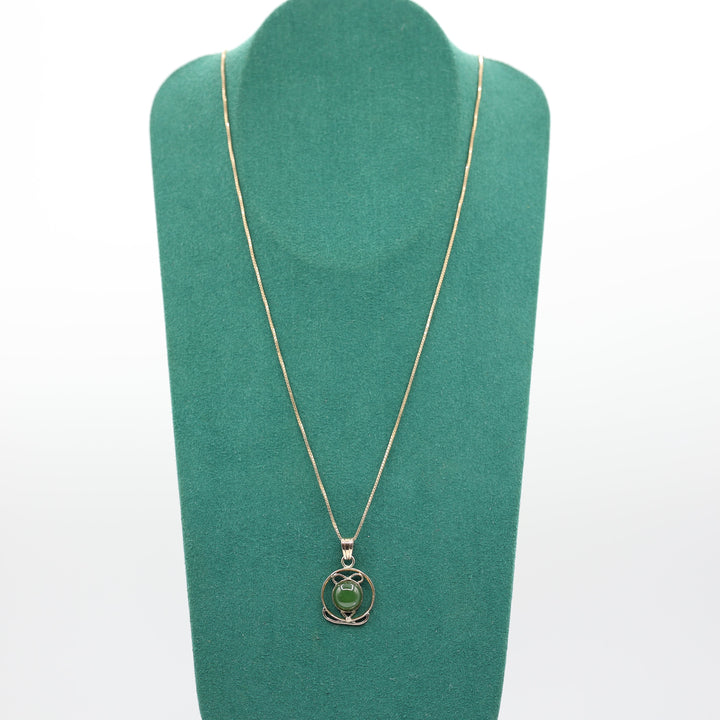 14k Yellow Gold Chain with Round Jade Stone 9mm Necklace - 20 in.