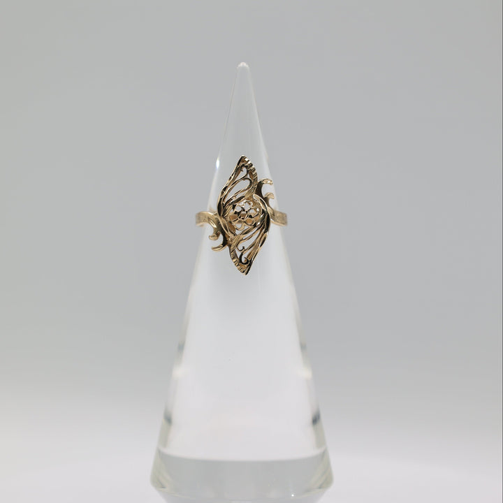 14K Yellow Gold Flower Filigree Ring Size 6.5 Elegant Vintage Style