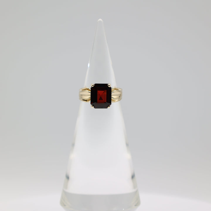 14K Yellow Gold Emerald Cut Garnet Ring 11.5x9.6mm 8.75