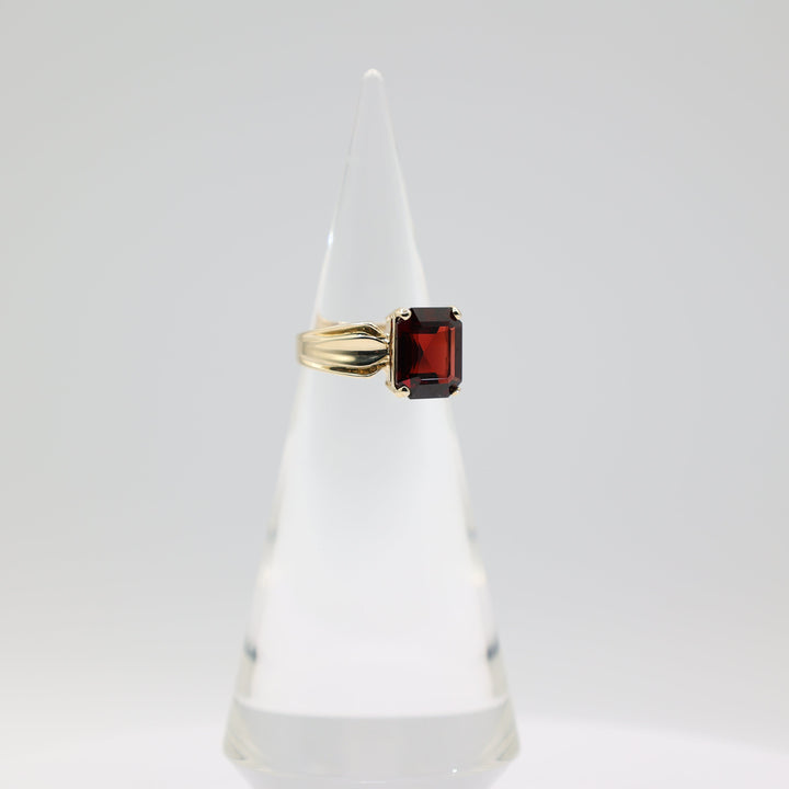 14K Yellow Gold Emerald Cut Garnet Ring 11.5x9.6mm 8.75