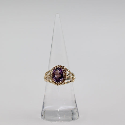 14k Yellow Gold Amethyst Ring - Size 6.75