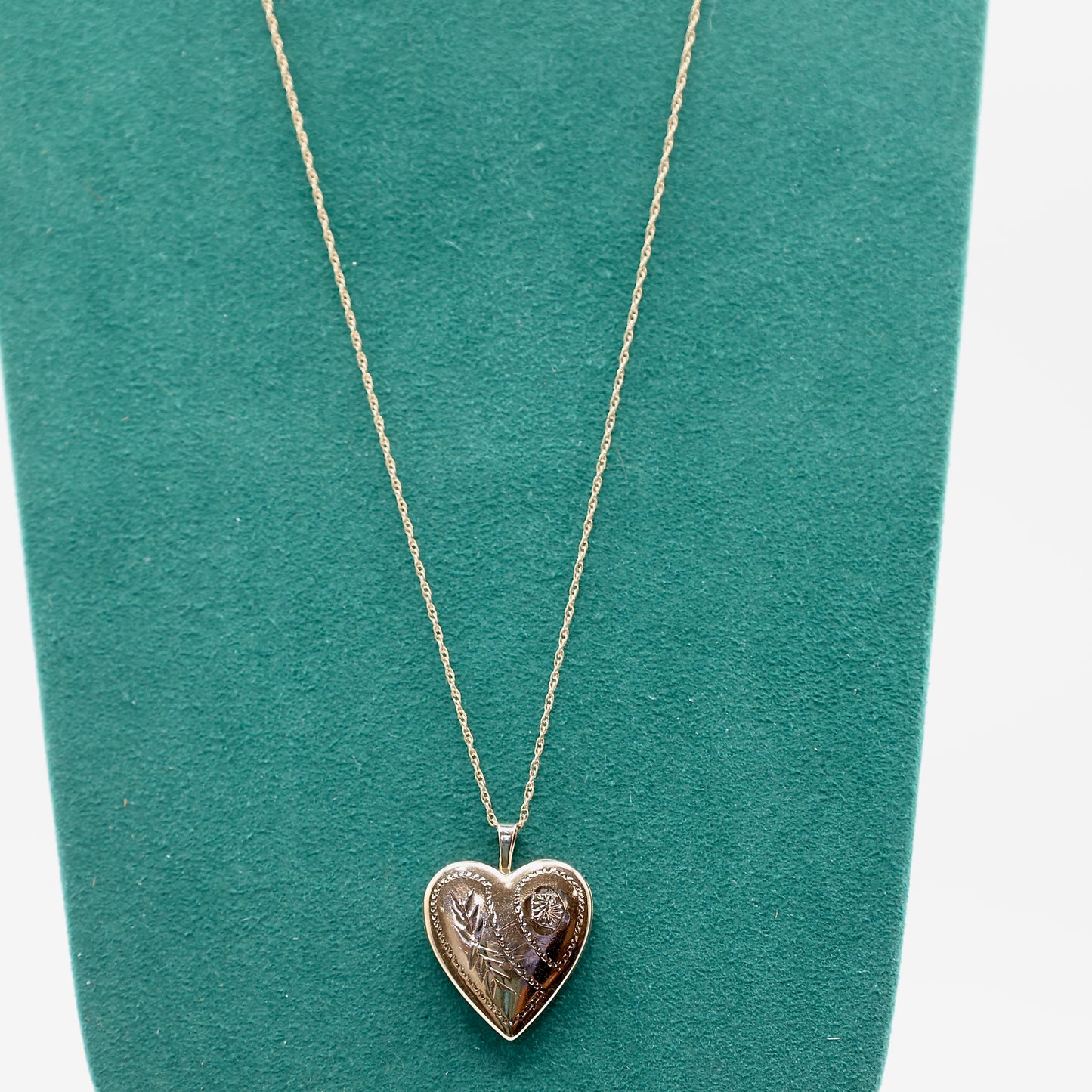 14k Yellow Gold Vintage Floral Etched Heart Locket Pendant (Necklace Not Included)