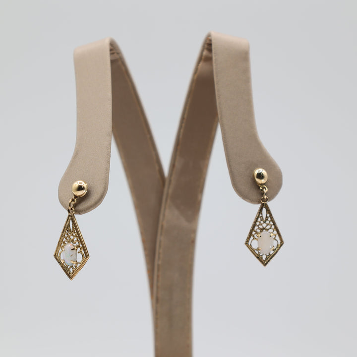 14K Yellow Gold Filigree Opal Stone Dangle Earrings Half Inch