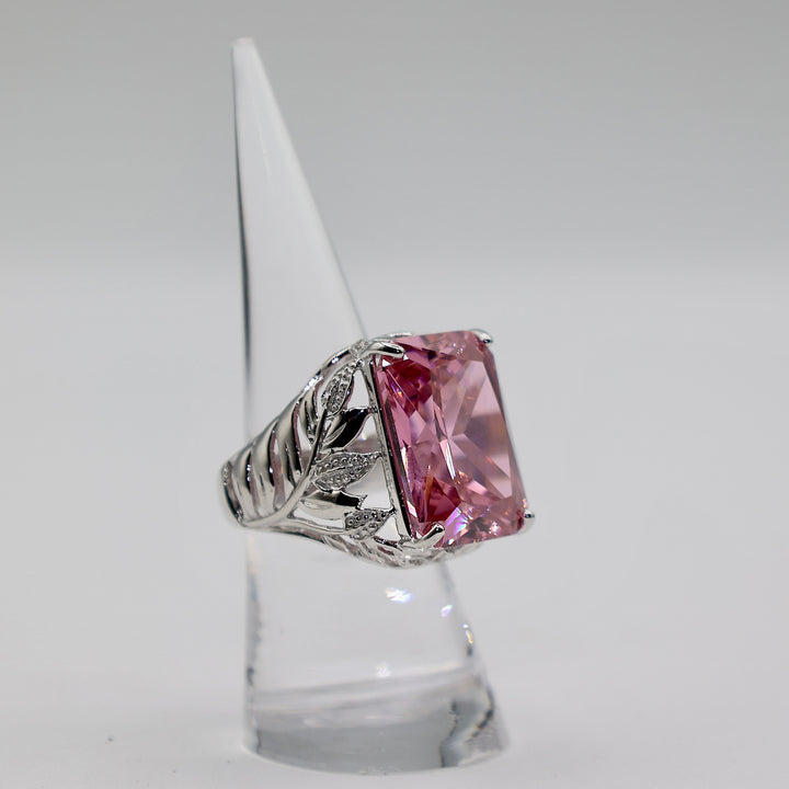 925 Sterling Silver Prime Art & Jewlery Pink Garnet Ring - Size 7