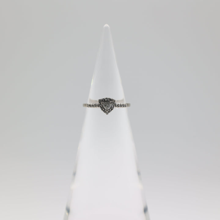 14K White Gold 3.5mm Trillion And Diamond Ring Size 6.75