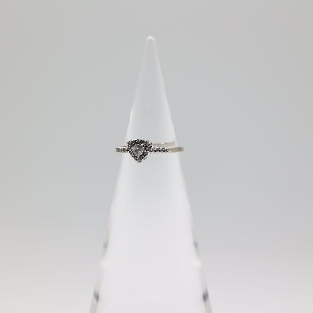 14K White Gold 3.5mm Trillion And Diamond Ring Size 6.75